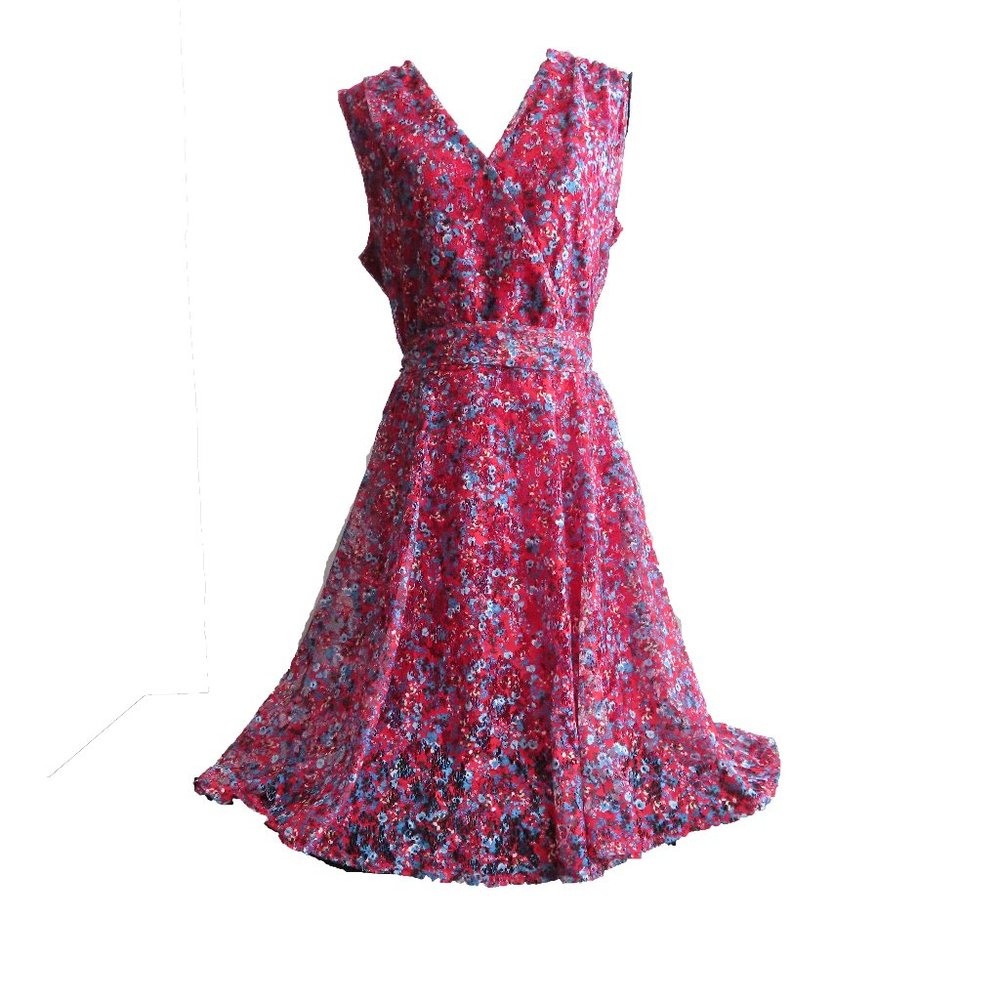 Red Dress with Blue & White Pattern - Roz & Ali (US 12) ❧